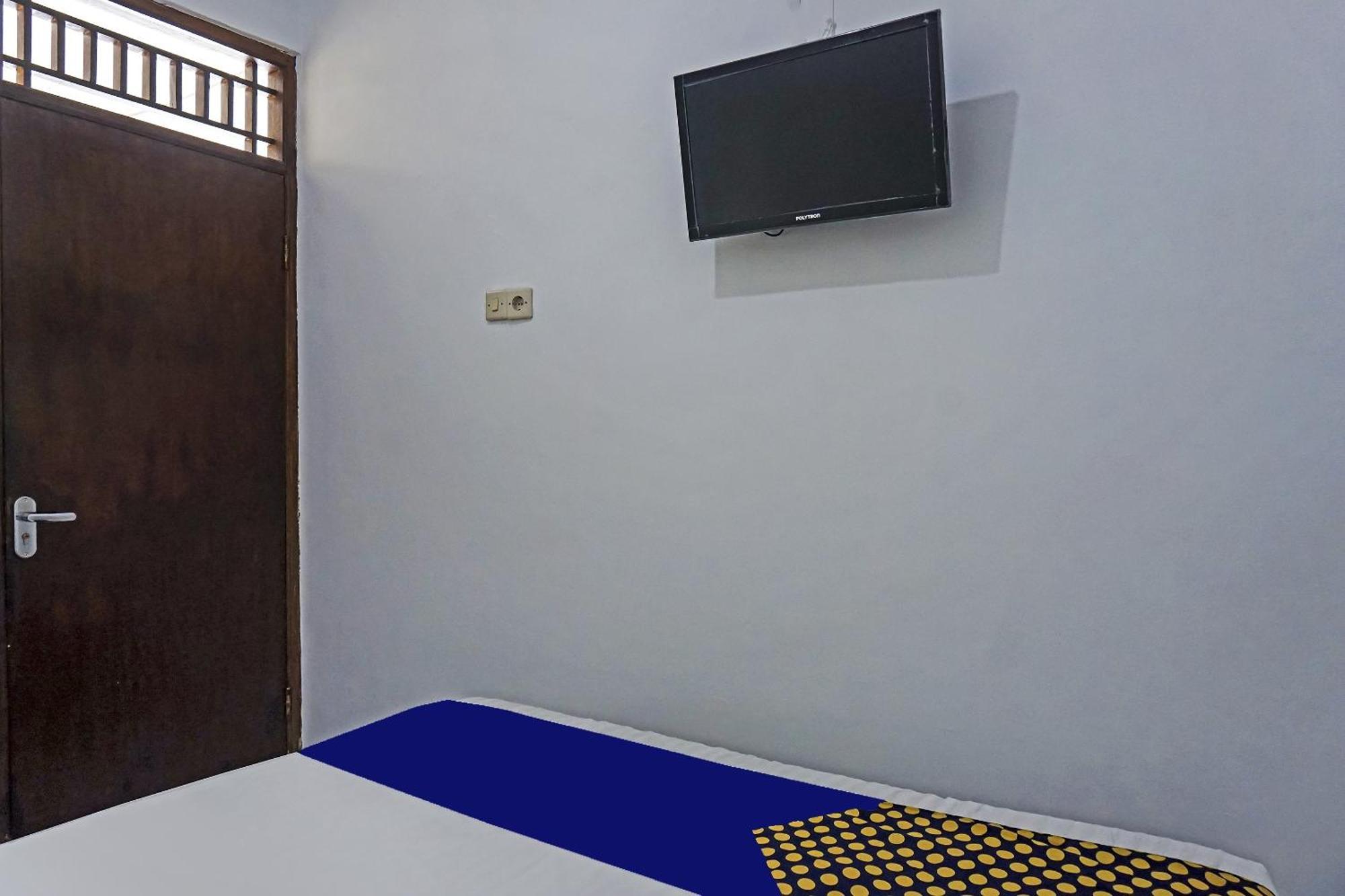 Oyo 90928 Wisma Asri Putra Syariah Bogor Exterior foto